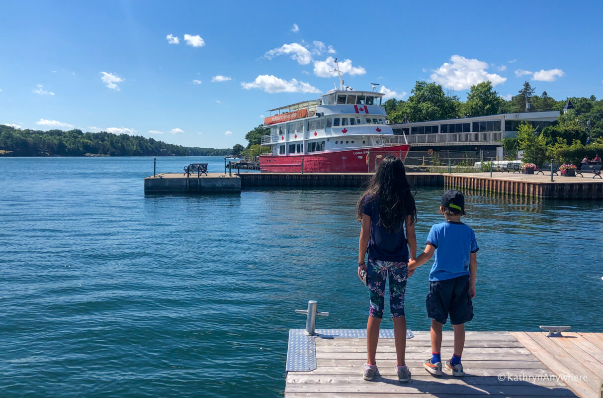 1000 Islands boat cruises are the best way to explore Gananoque and the 1000 islands with kids by water